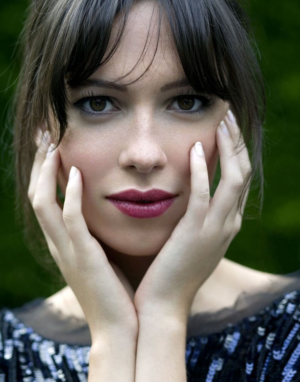 rebecca_hall_813.jpg