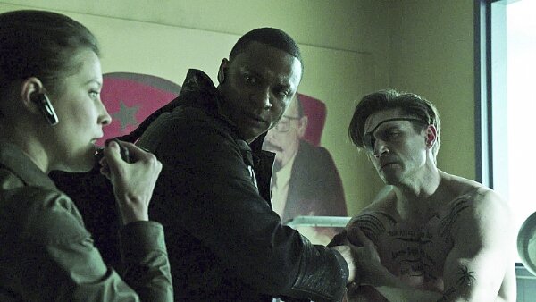 arrow_nuove_immagini (6)